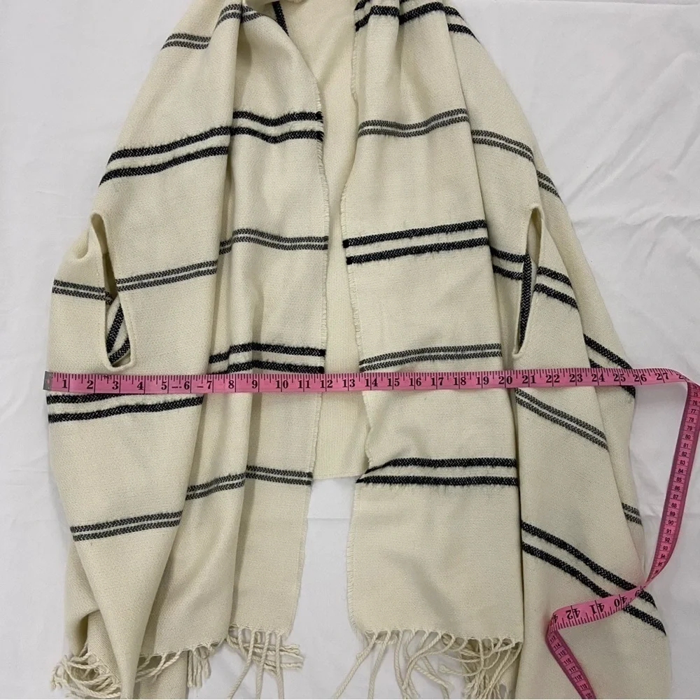 PONCHO Women’s Striped Open Front Sz OS Versatile Classy Neutral Sophisticated